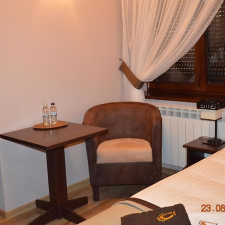 Zajazd Zlota Podkowa Wrocki Chambre photo