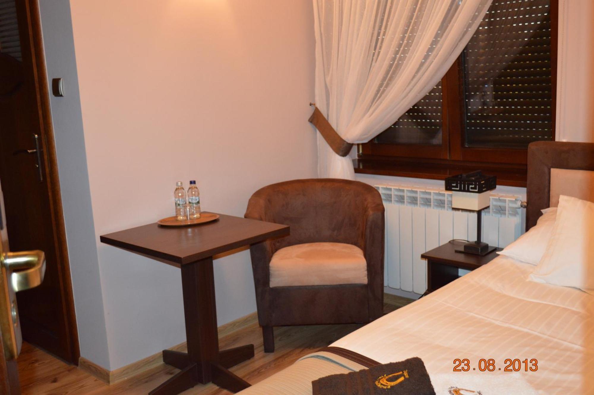 Zajazd Zlota Podkowa Wrocki Chambre photo
