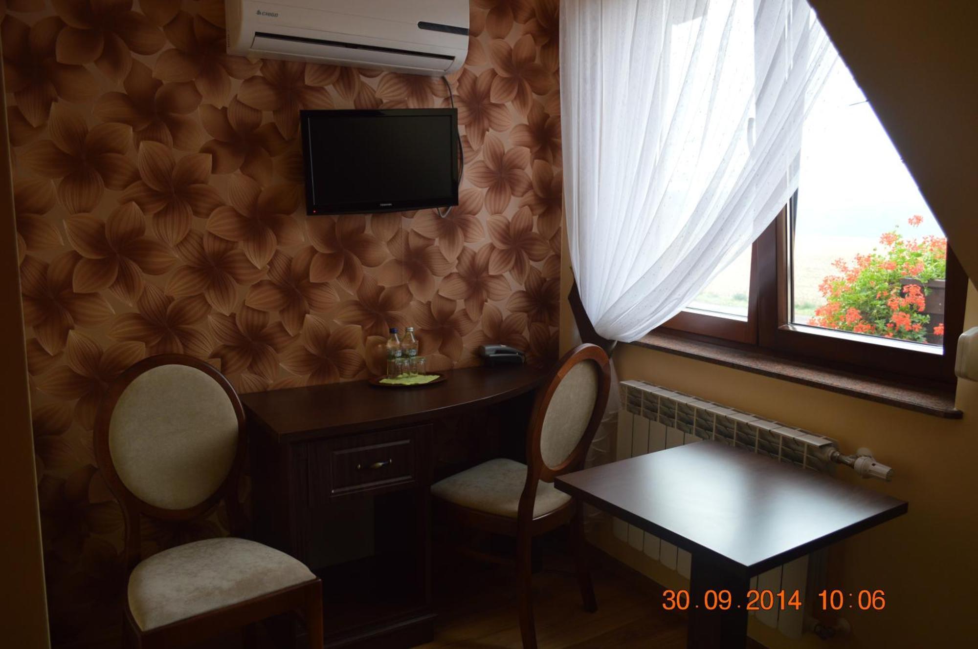 Zajazd Zlota Podkowa Wrocki Chambre photo
