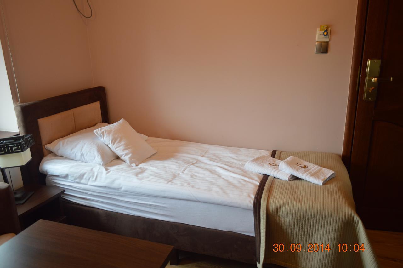 Zajazd Zlota Podkowa Wrocki Chambre photo
