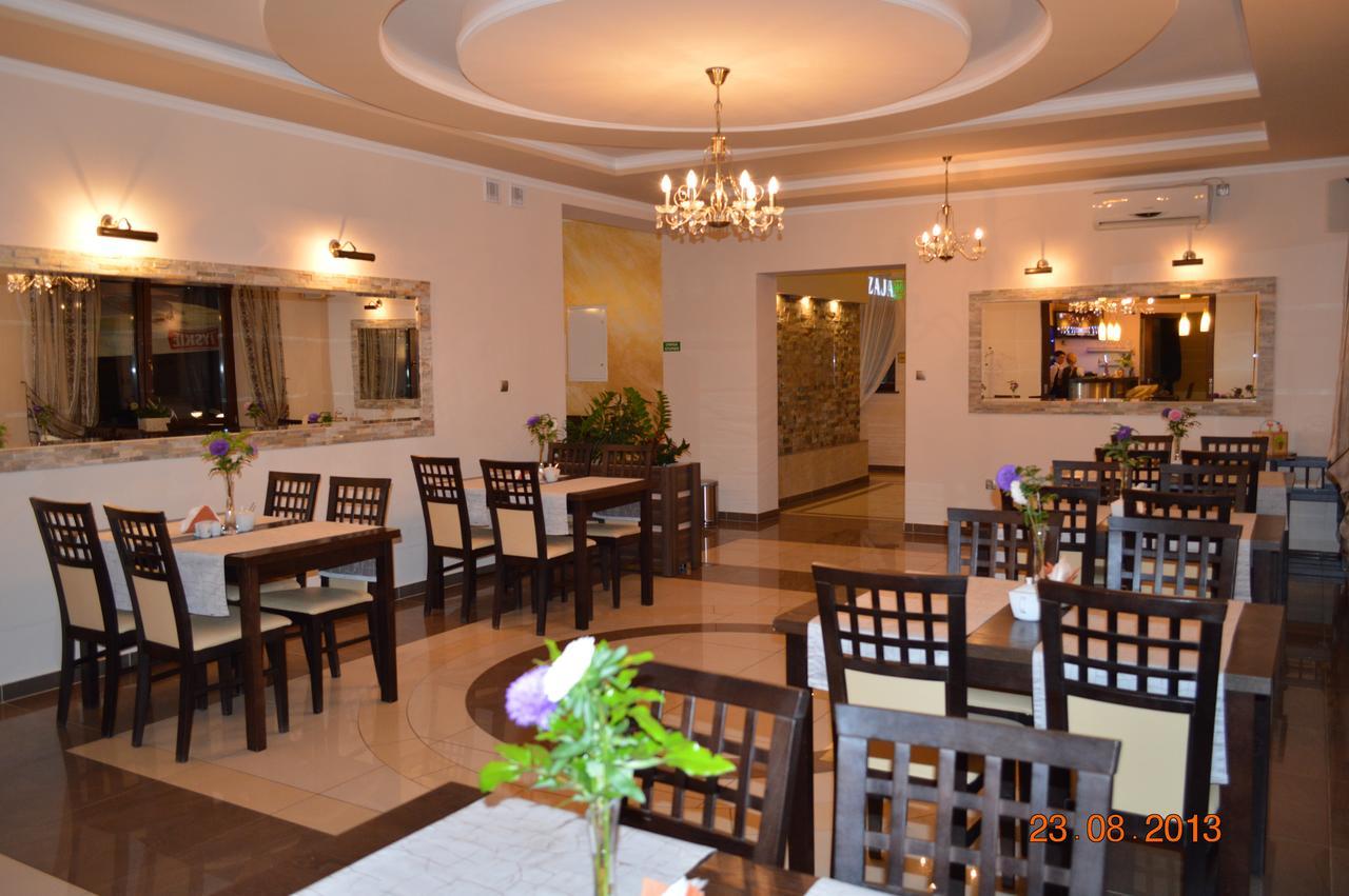 Zajazd Zlota Podkowa Wrocki Extérieur photo