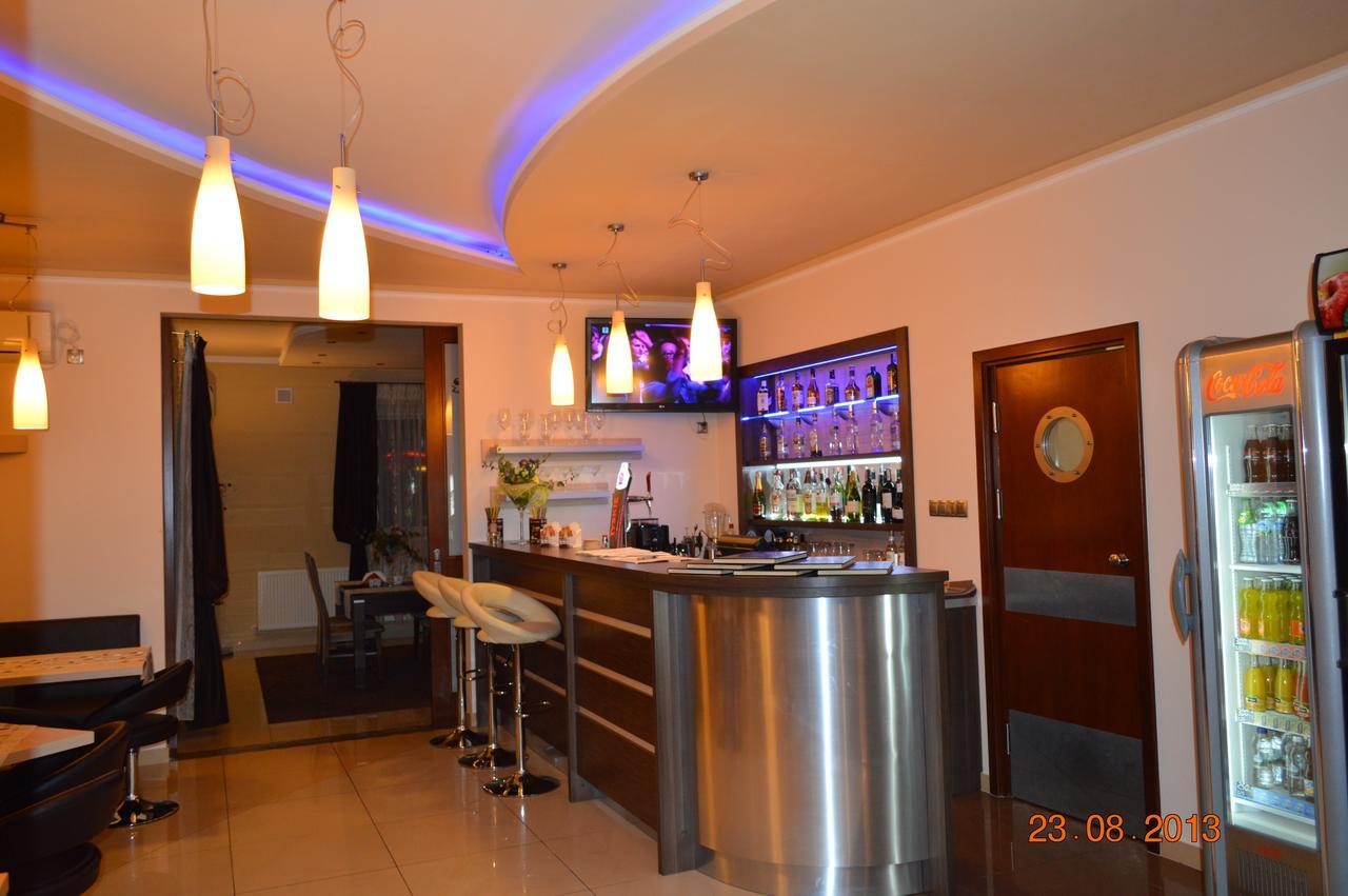 Zajazd Zlota Podkowa Wrocki Extérieur photo