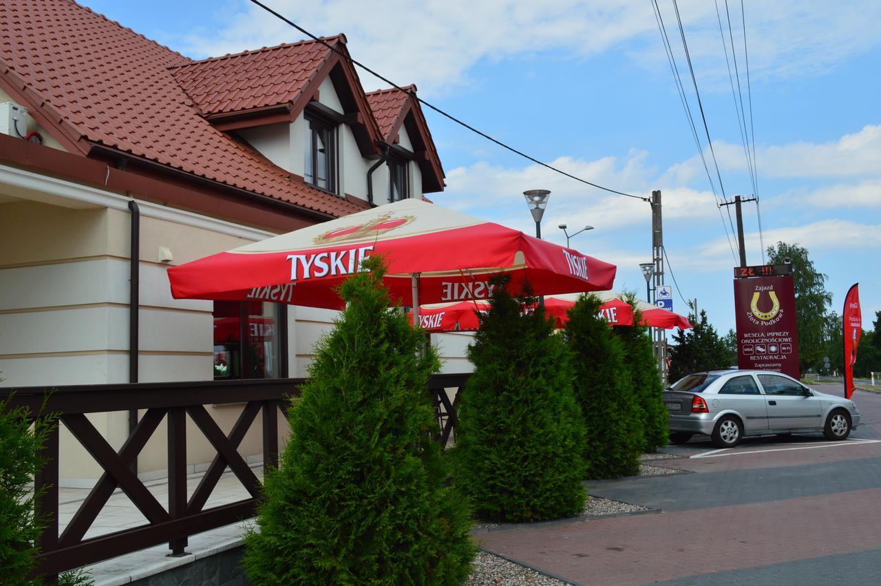 Zajazd Zlota Podkowa Wrocki Extérieur photo